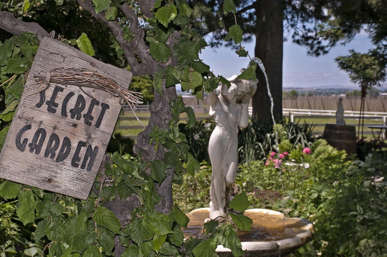 Cozy Rose Inn Prosser Екстериор снимка