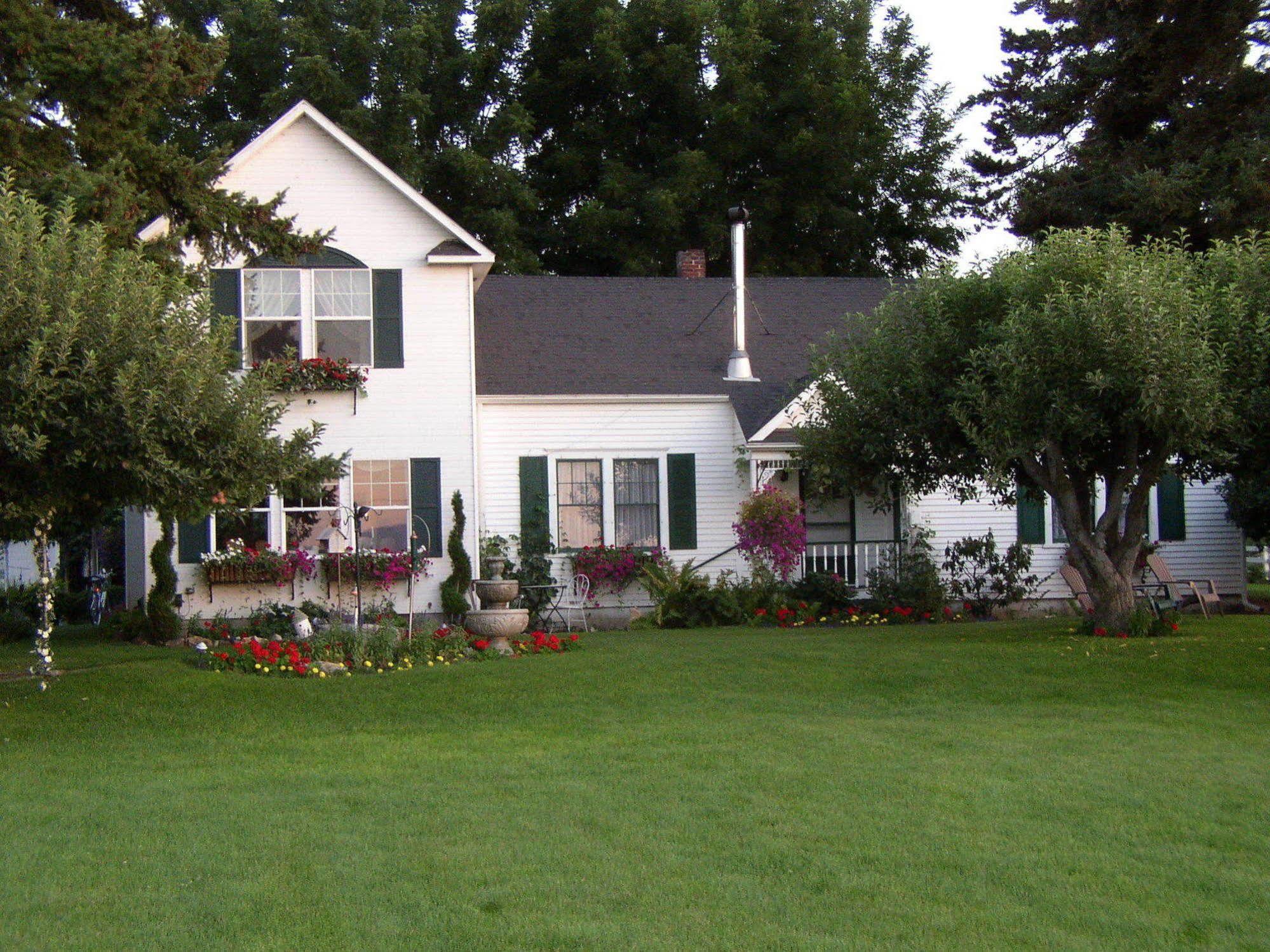 Cozy Rose Inn Prosser Екстериор снимка
